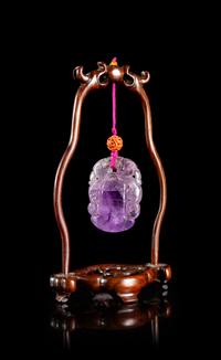 An Amethyst Bell-Form Pendant