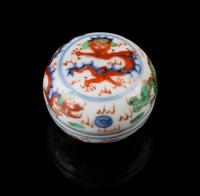 A Wucai Porcelain Covered Seal Box