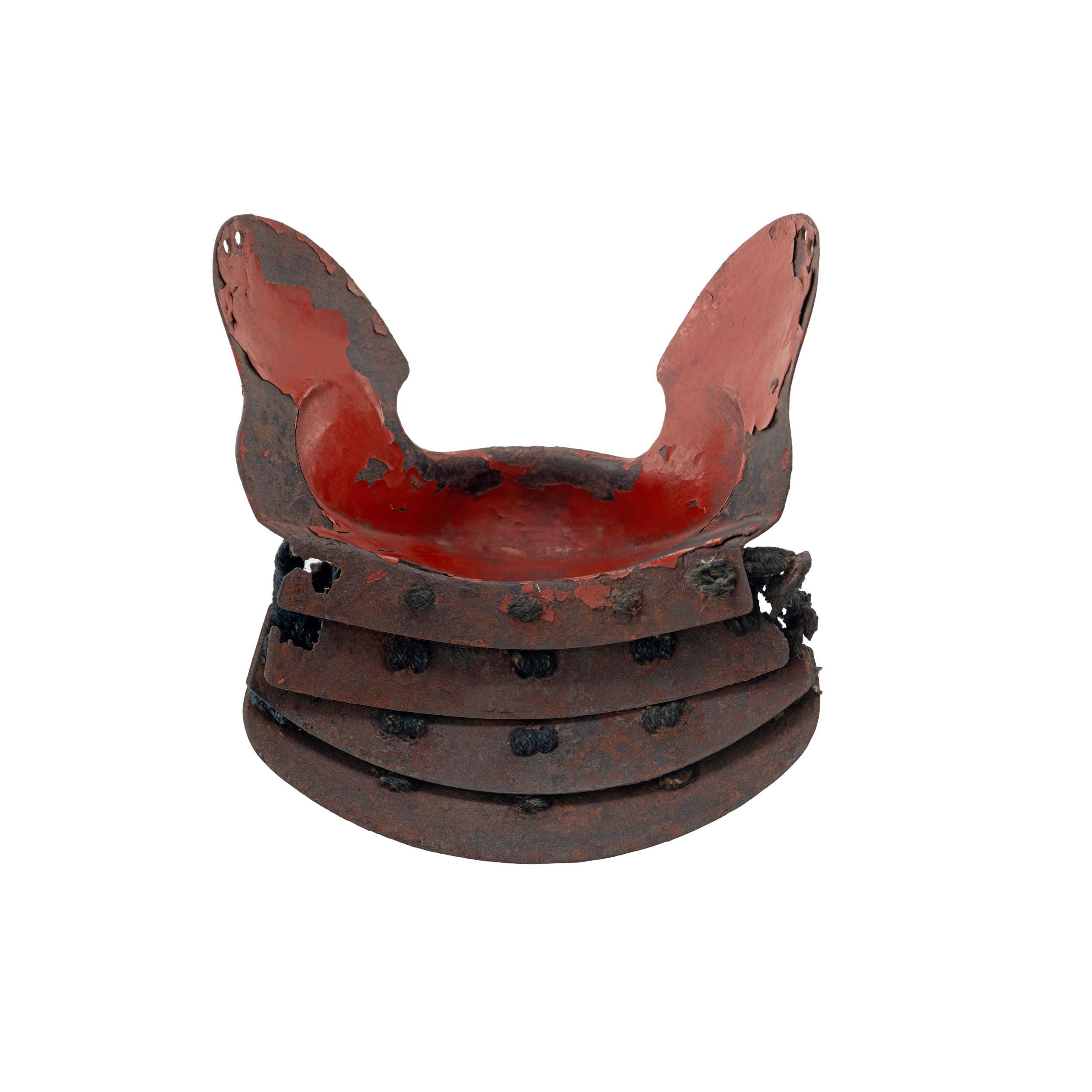 Edo-Period Japanese Hineno Kabuto with Contemporary Hanbo