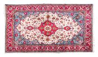 A Persian Style Wool Rug 9 feet 7 inches x 6 feet 3 inches.