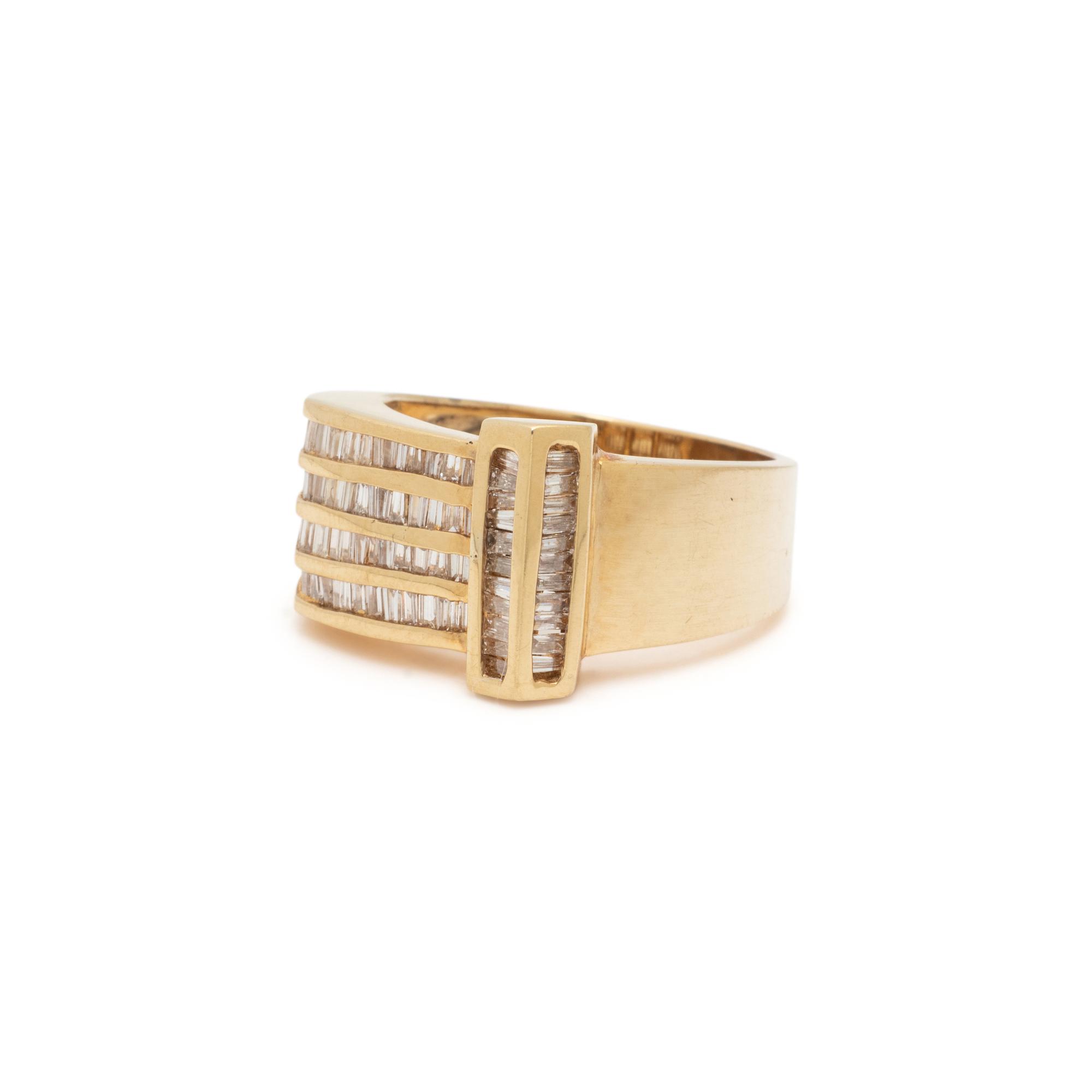YELLOW GOLD AND DIAMOND RING