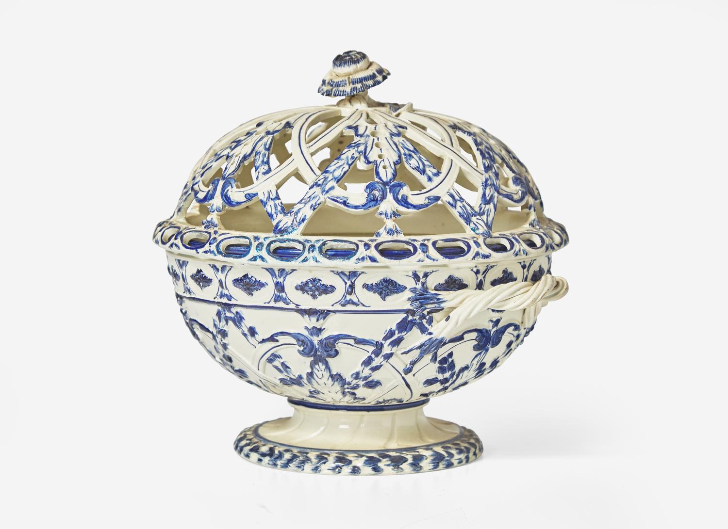 A Wedgwood Cobalt Decorated Reticulated Creamware Pot-Pourri