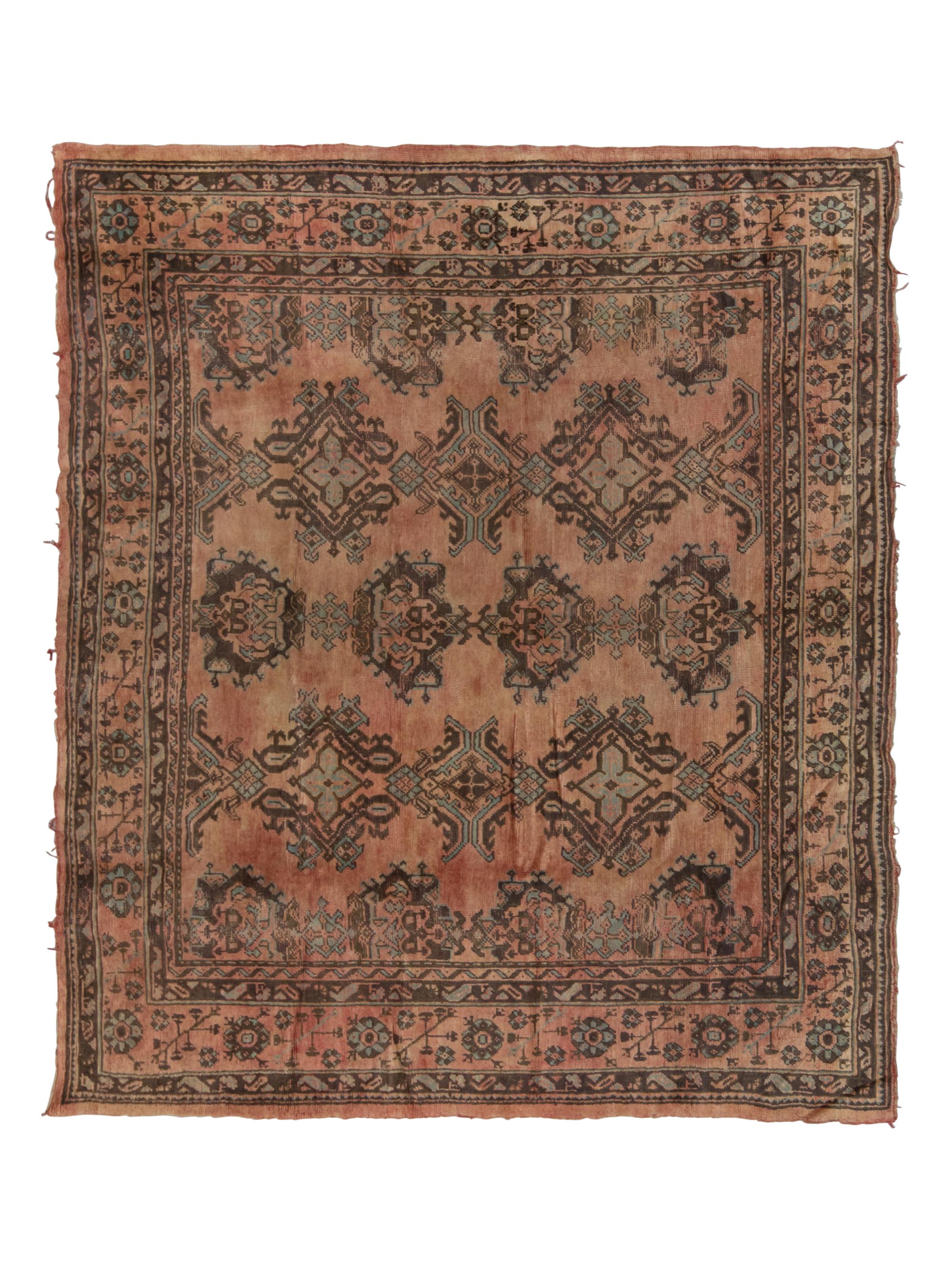 An Oushak Carpet