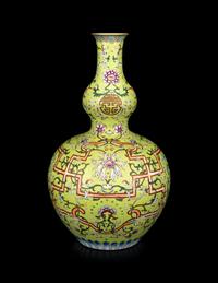 A Chinese Lime Ground Famille Rose Porcelain Double Gourd Vase