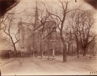 Square Notre-Dame