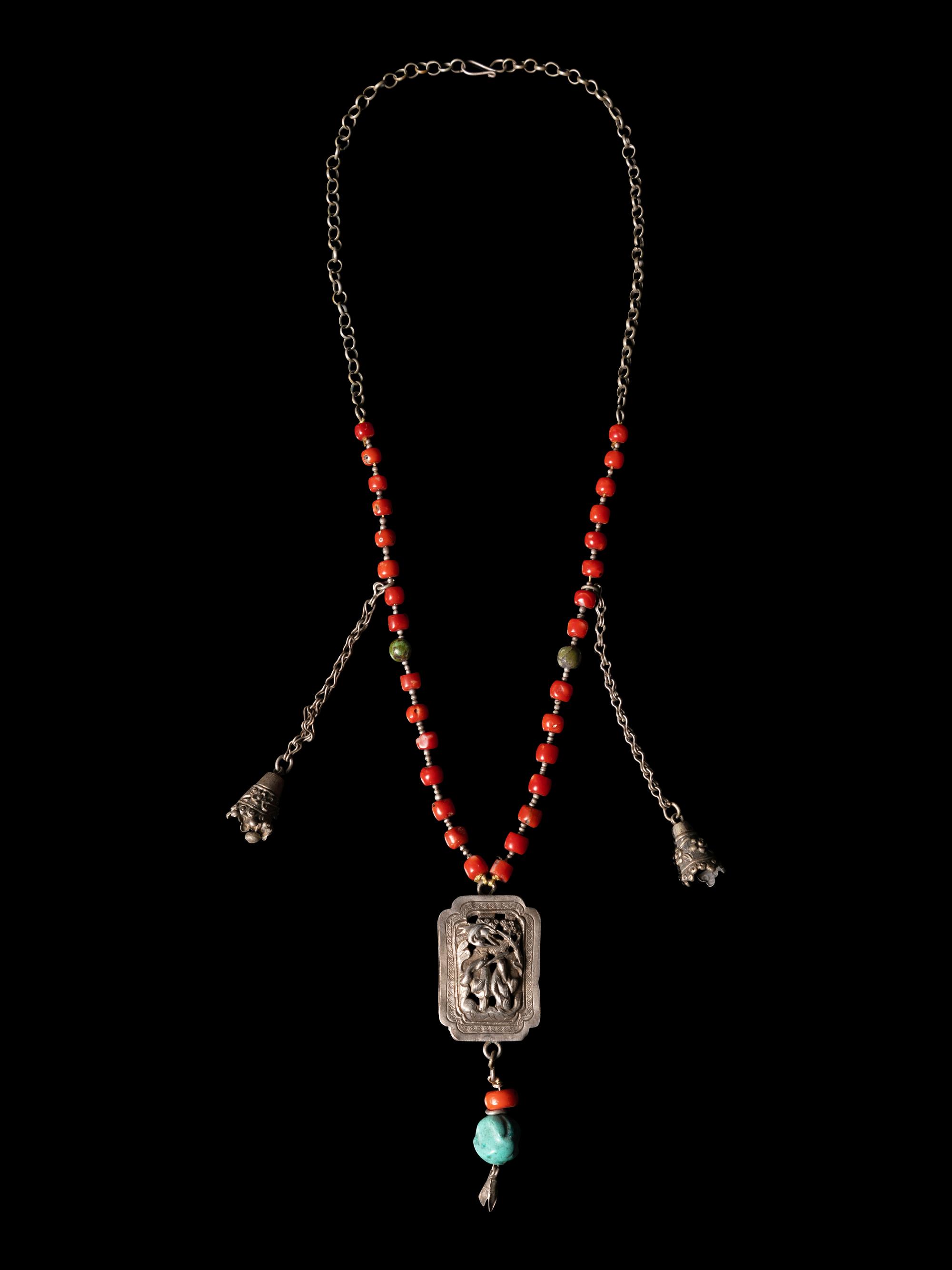 A Chinese Silver Necklace