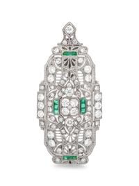 ART DECO, DIAMOND AND EMERALD PENDANT/BROOCH