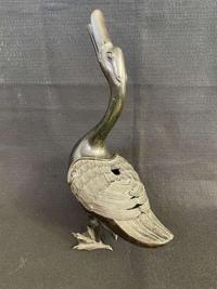 A patinated bronze goose-form incense burner 铜加漆鹅形香炉一件 Late 18th to 19th century ???????????