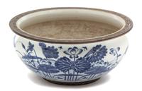 A Chinese Blue and White Porcelain Bowl Height 4 1/2 x diameter 10 1/4 inches. — 19TH CENTURY