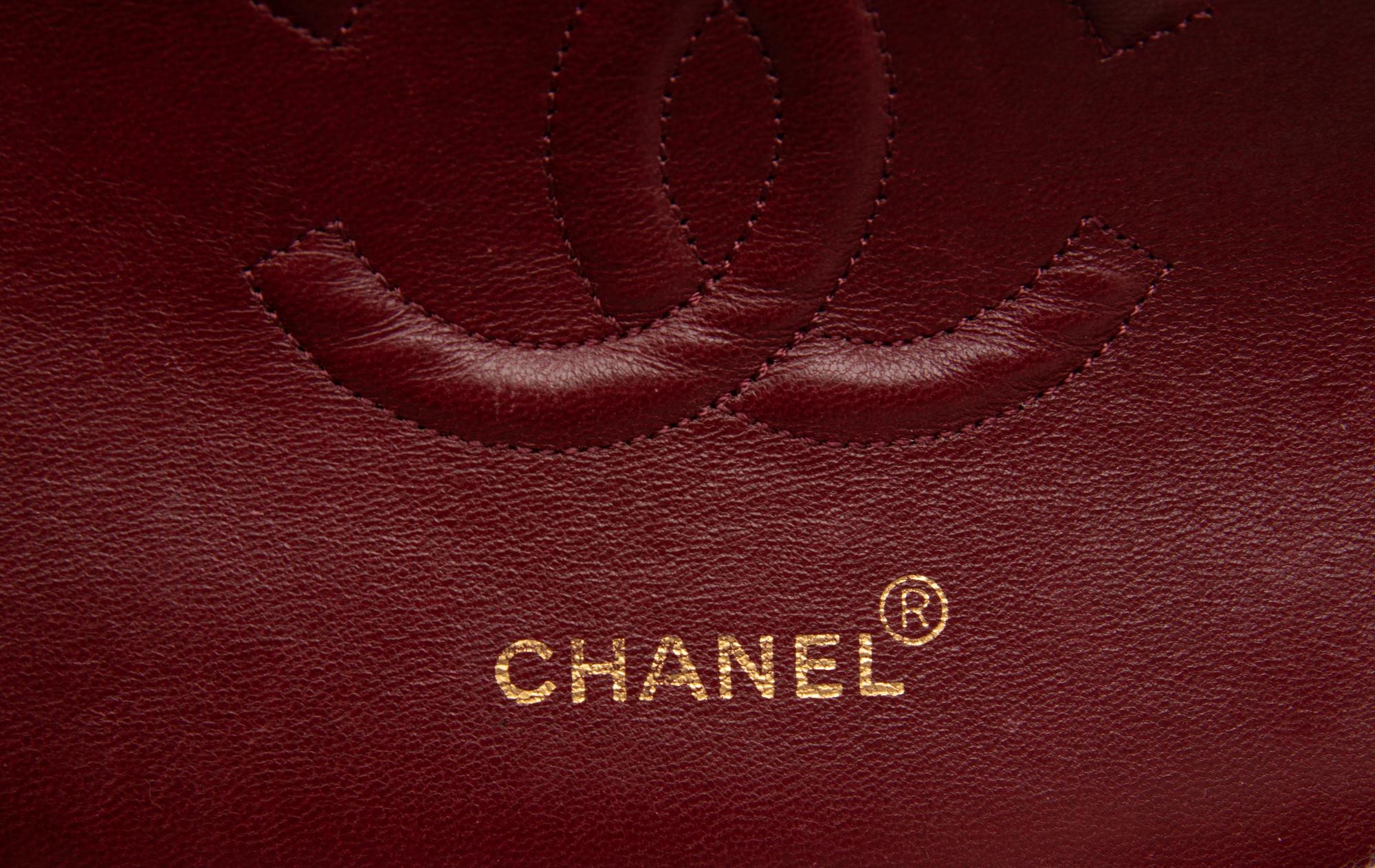 CHANEL, MEDIUM CLASSIC FLAP BAG