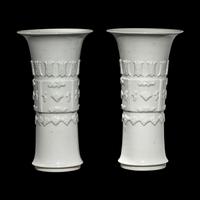 A Pair of Chinese Blanc-de-Chine Porcelain Gu Vases, Qing Dynasty 清 德化白瓷貼塑萬壽 如意花觚 一對