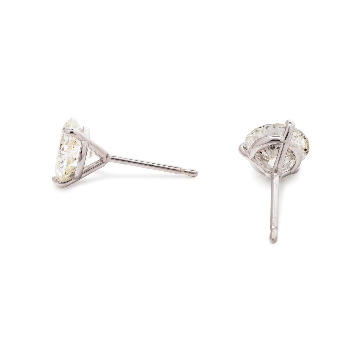 DIAMOND STUD EARRINGS