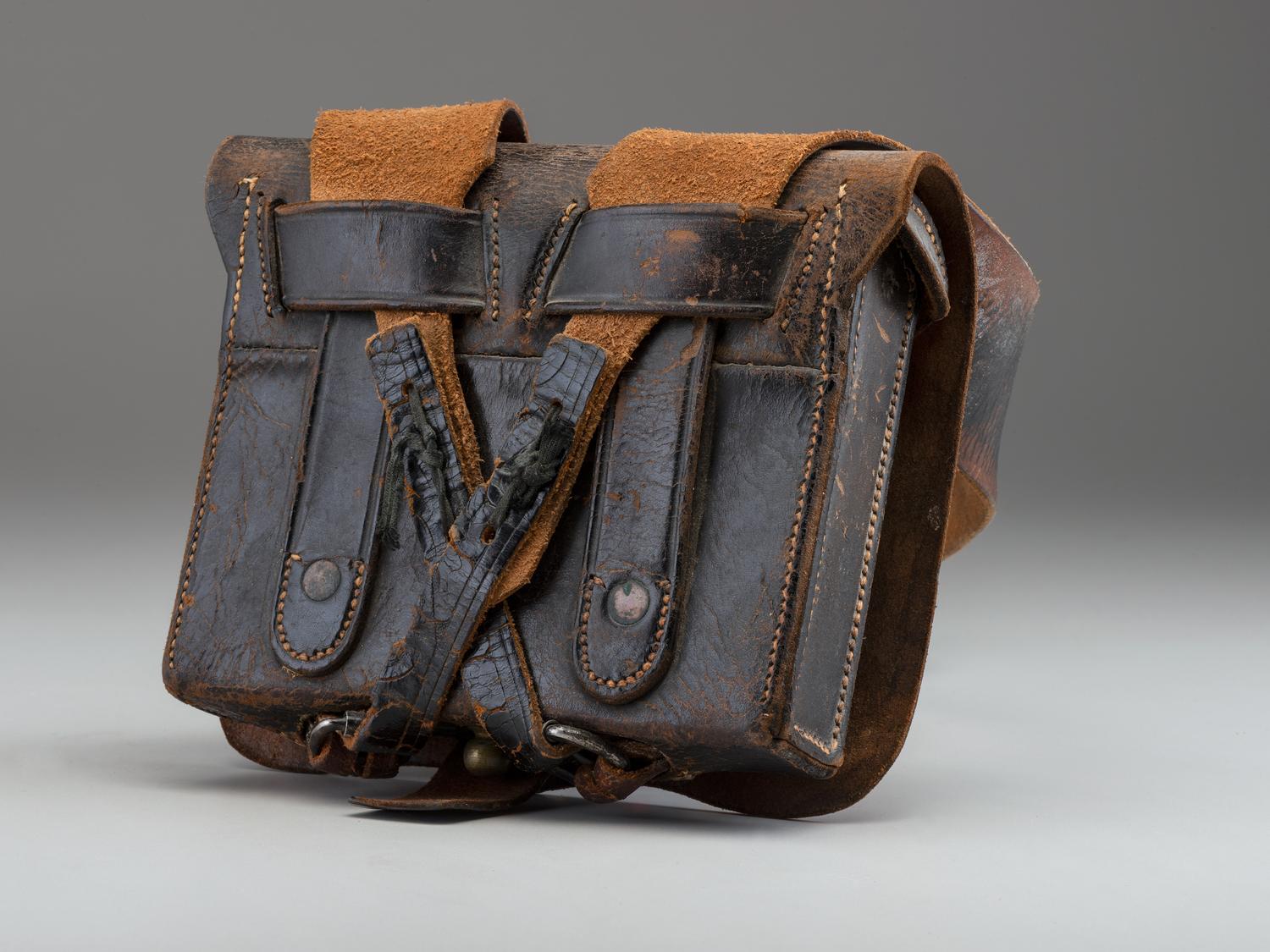 [CIVIL WAR]. Model 1861 cartridge box by Watertown Arsenal with sling and plates.