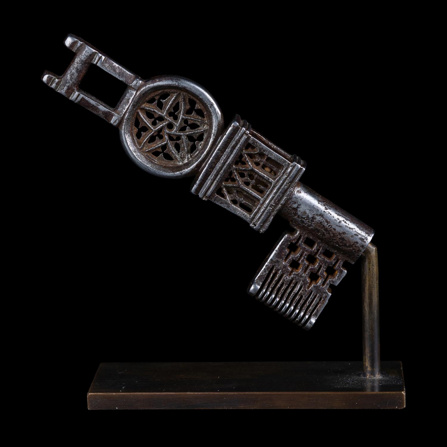 A French Steel Master Key