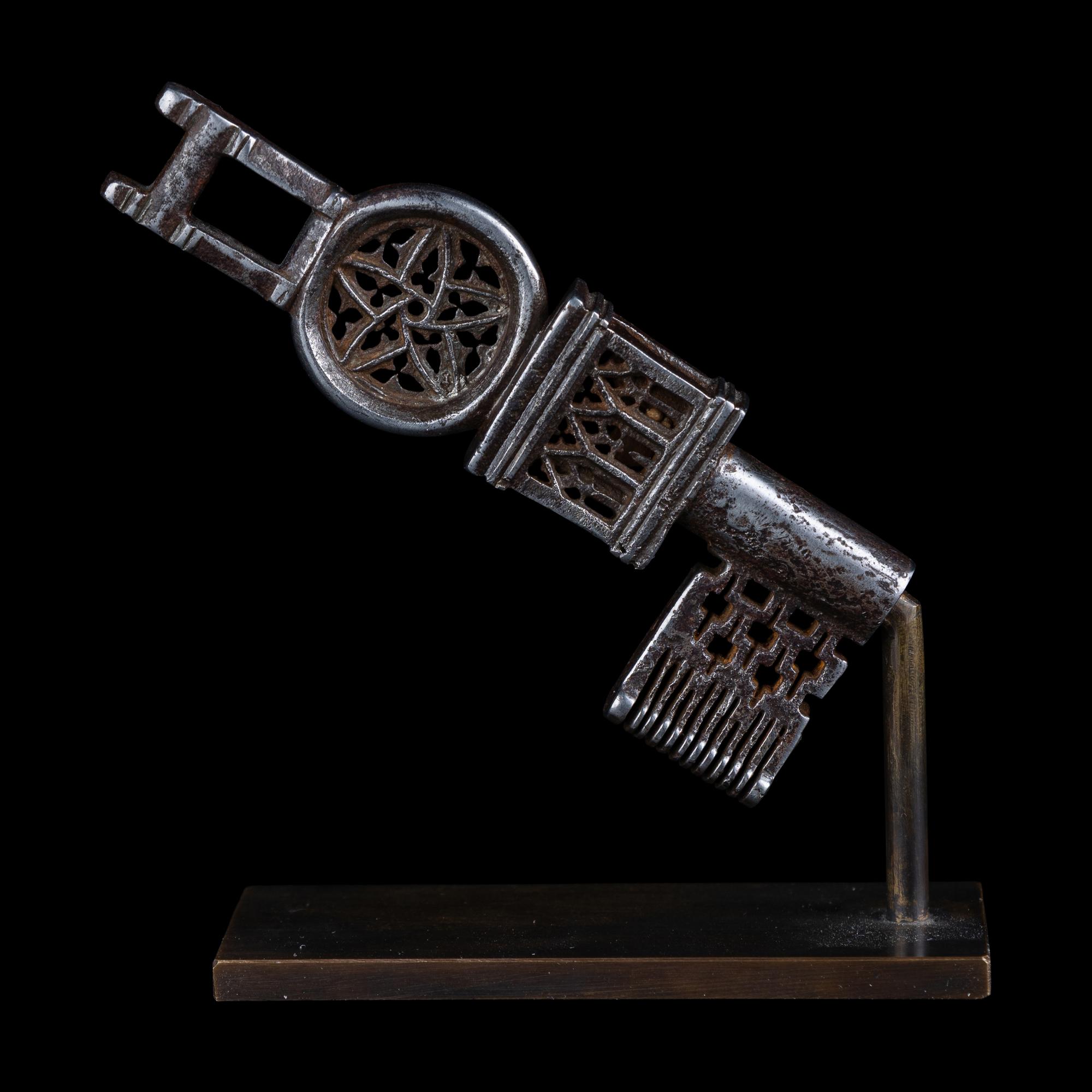A French Steel Master Key
