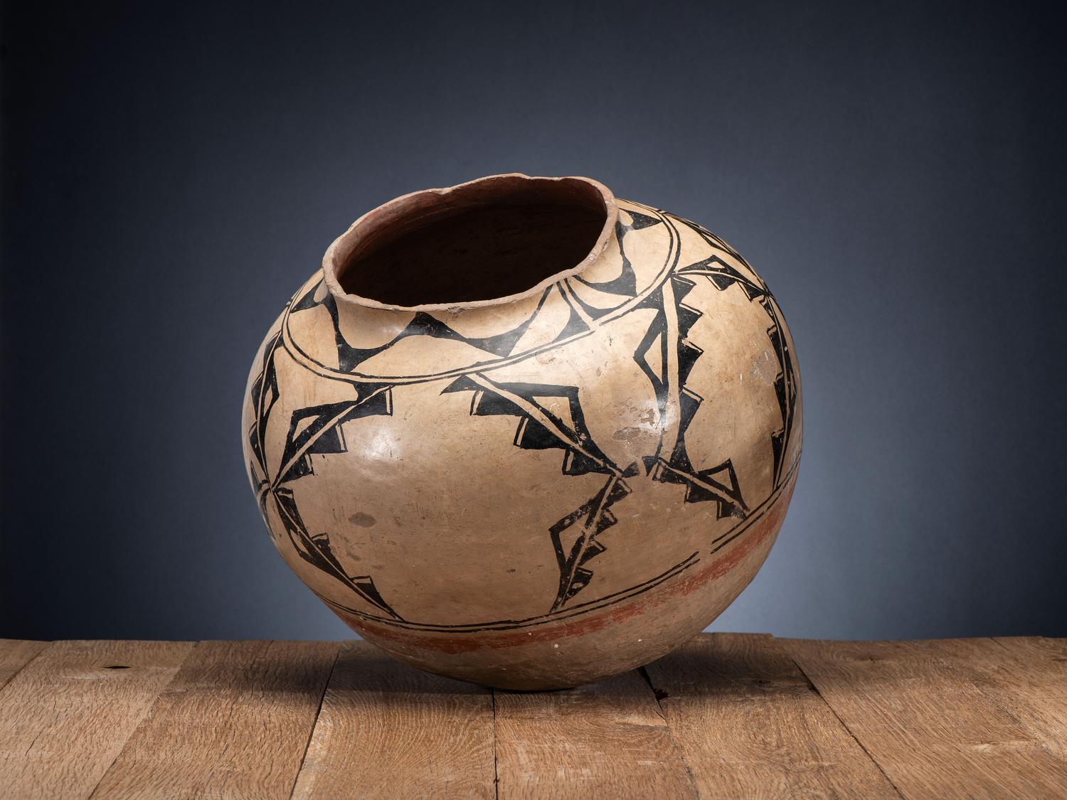 Early Cochiti Pottery Storage Jar, of Exceptional Size