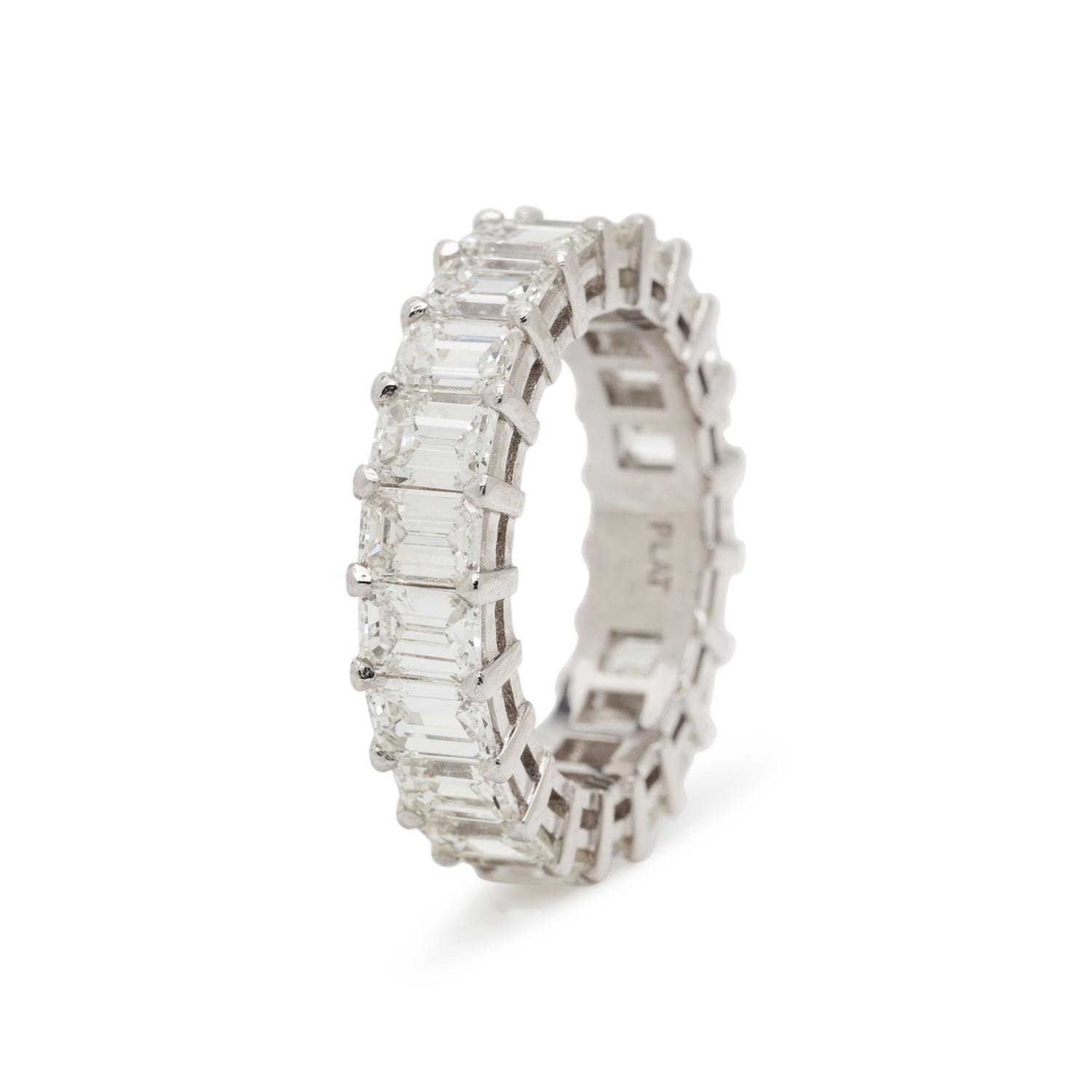DIAMOND ETERNITY BAND