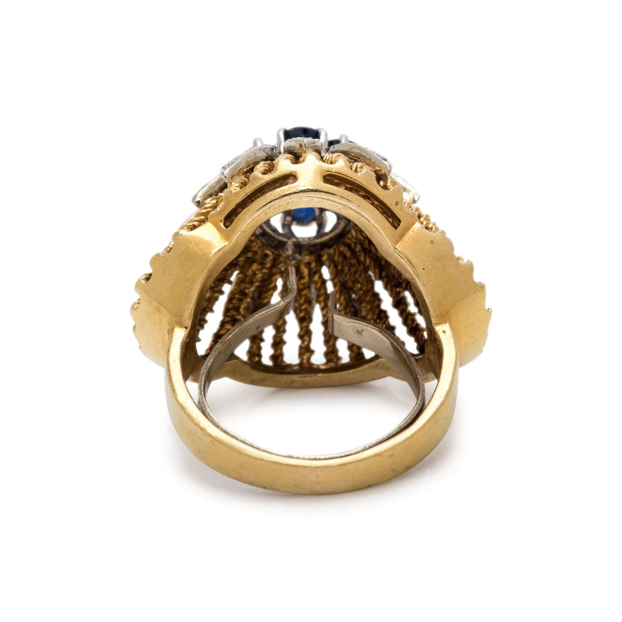 BICOLOR GOLD, DIAMOND AND SAPPHIRE RING