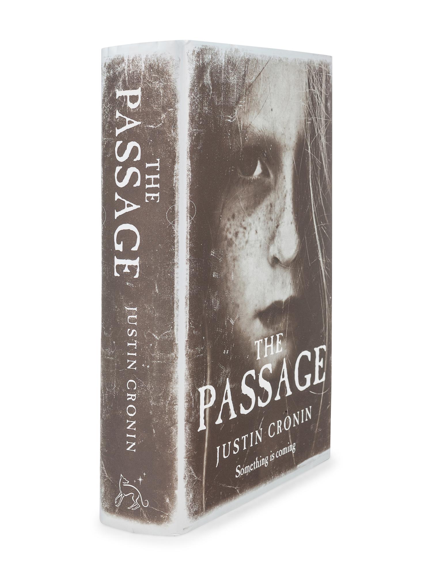 [LITERATURE - CONTEMPORARY]. A group of 5 FIRST EDITIONS, comprising: