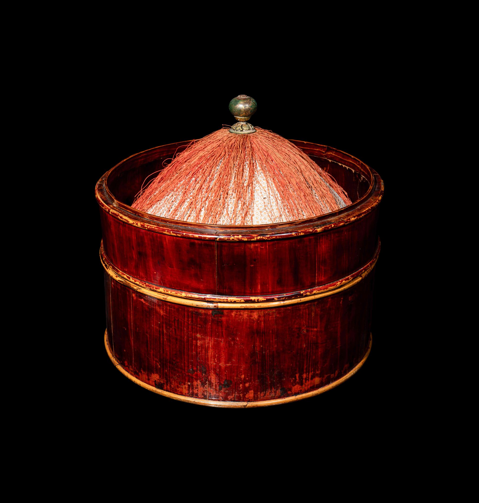 Two Manchu Official's Court Hats and a Storage Case, Qing Dynasty 清 冬夏官帽一組連匣