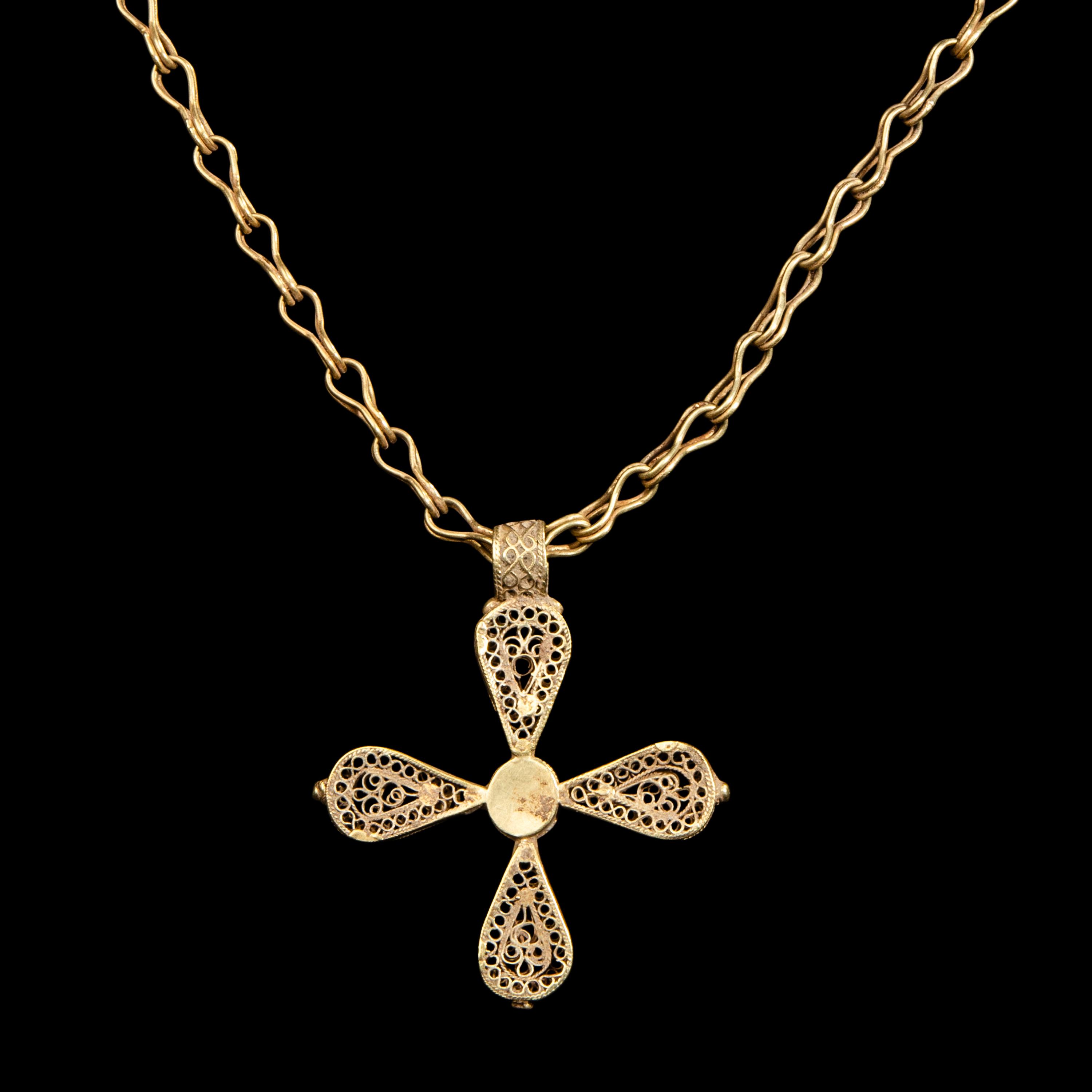 A Byzantine Gold and Garnet Cross Necklace