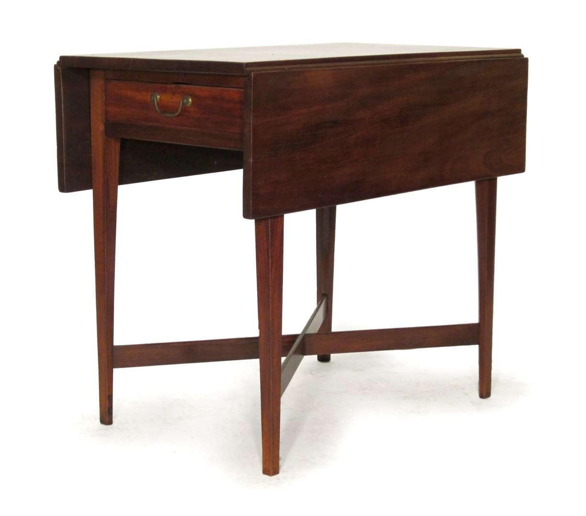 Federal walnut pembroke table pennsylvania, late 18th century