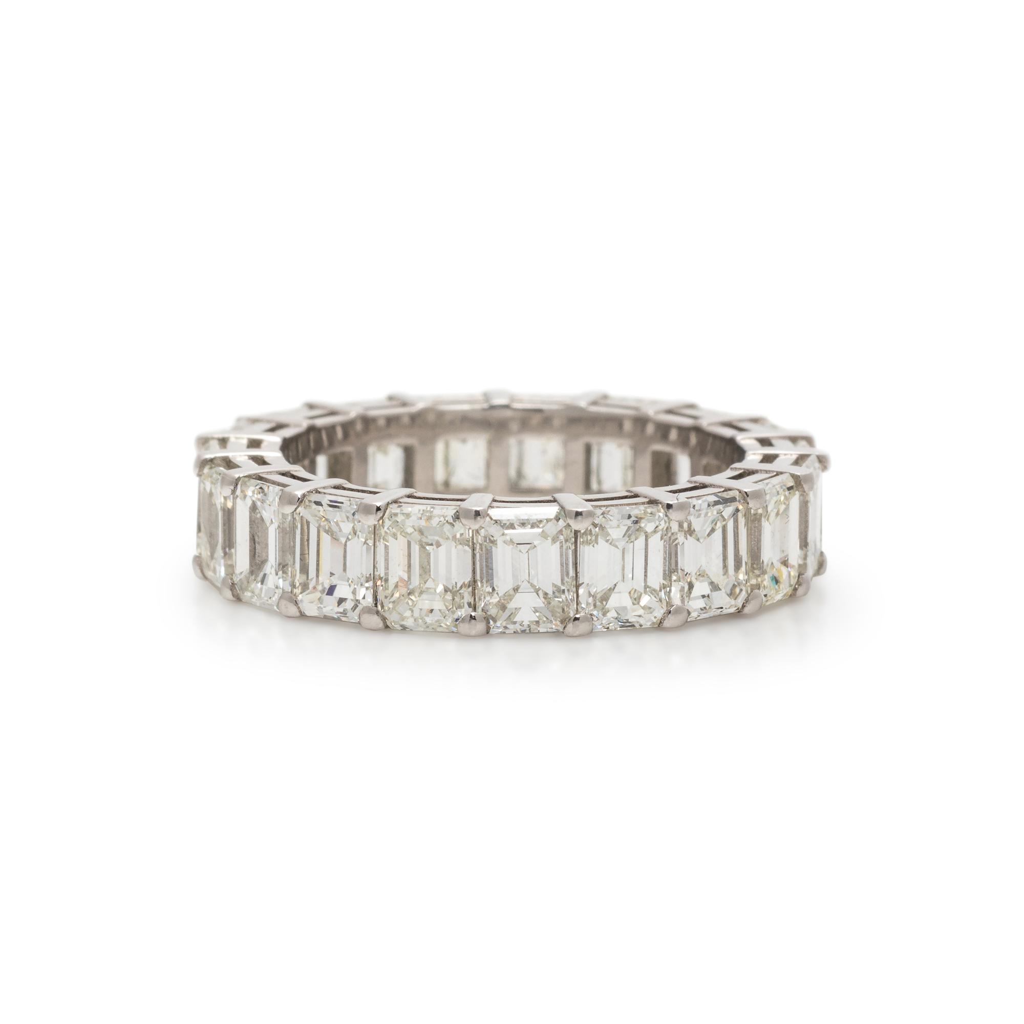 DIAMOND ETERNITY BAND