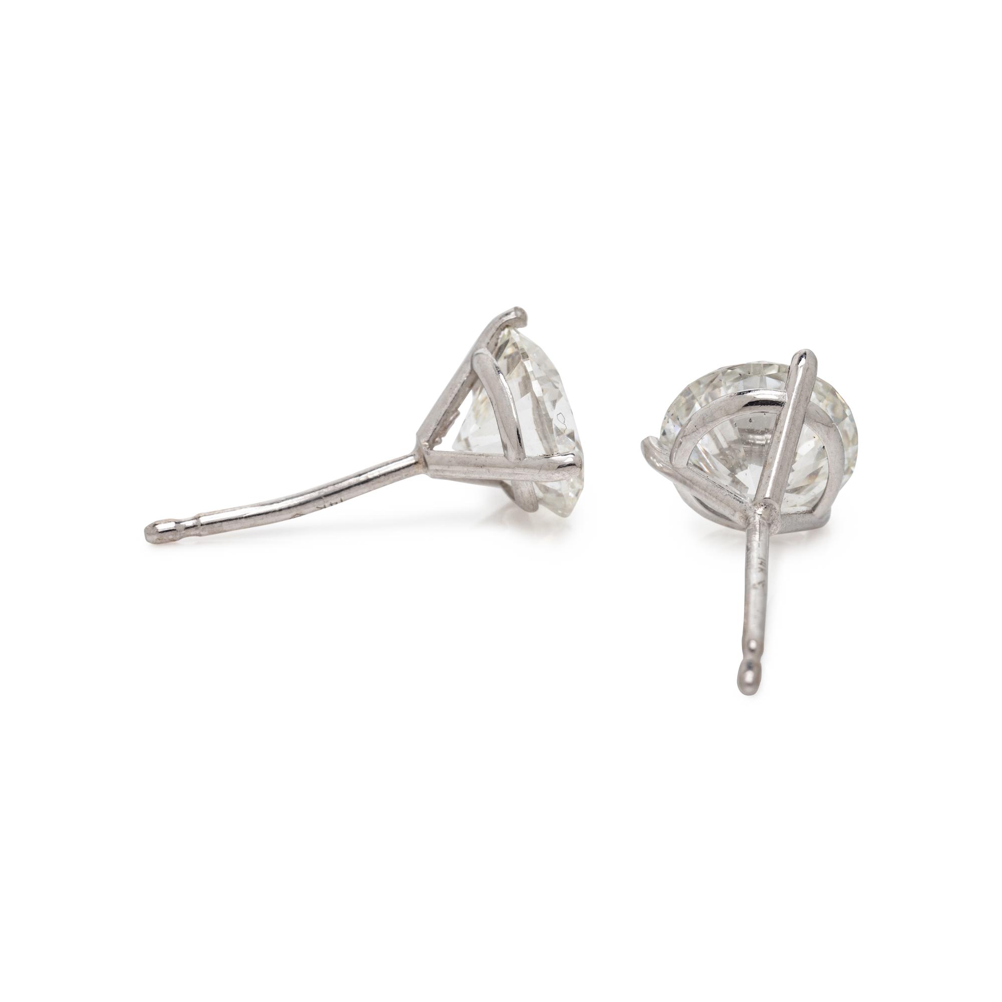 DIAMOND STUD EARRINGS
