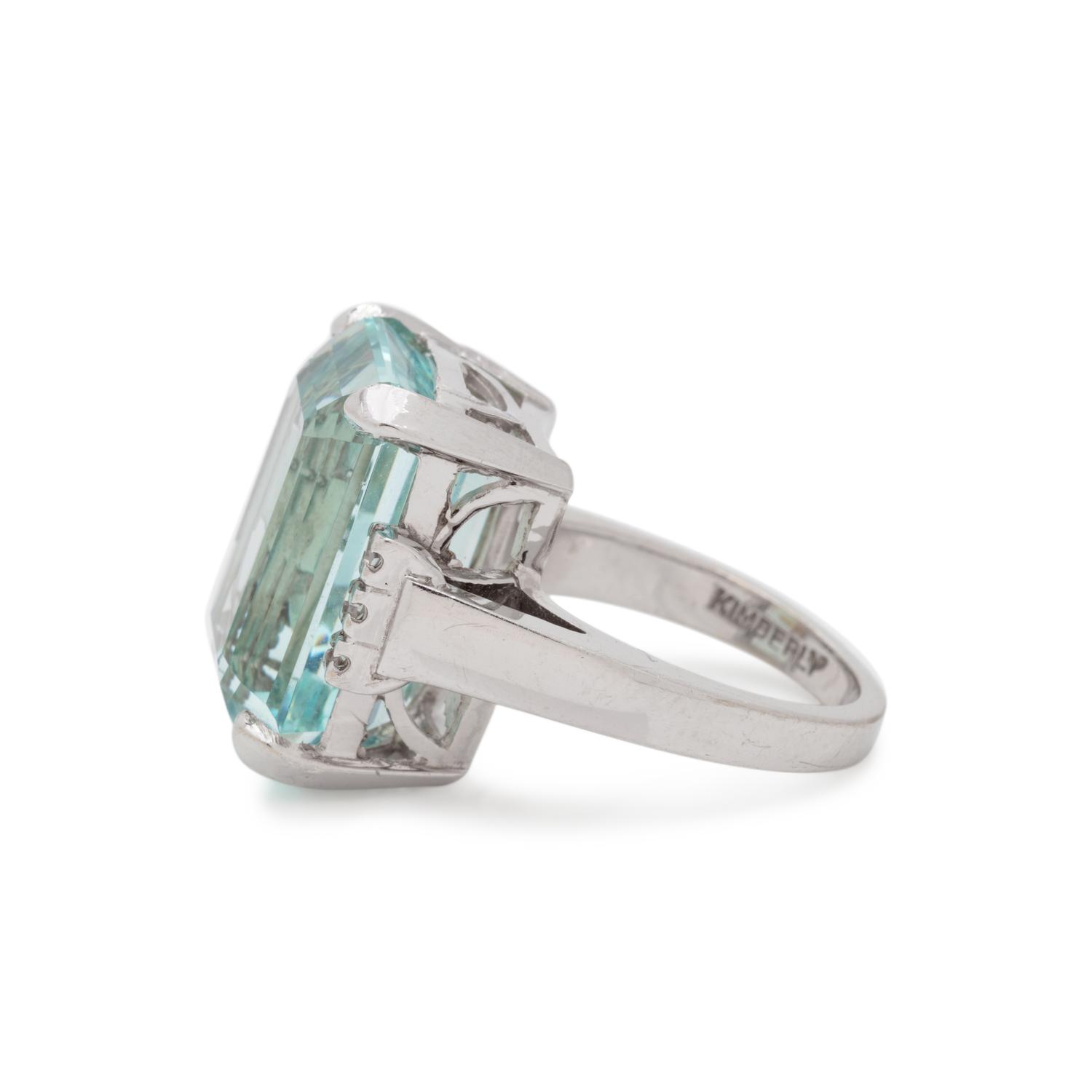 AQUAMARINE AND DIAMOND RING