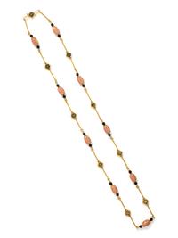 YELLOW GOLD AND ENAMEL LONGCHAIN NECKLACE
