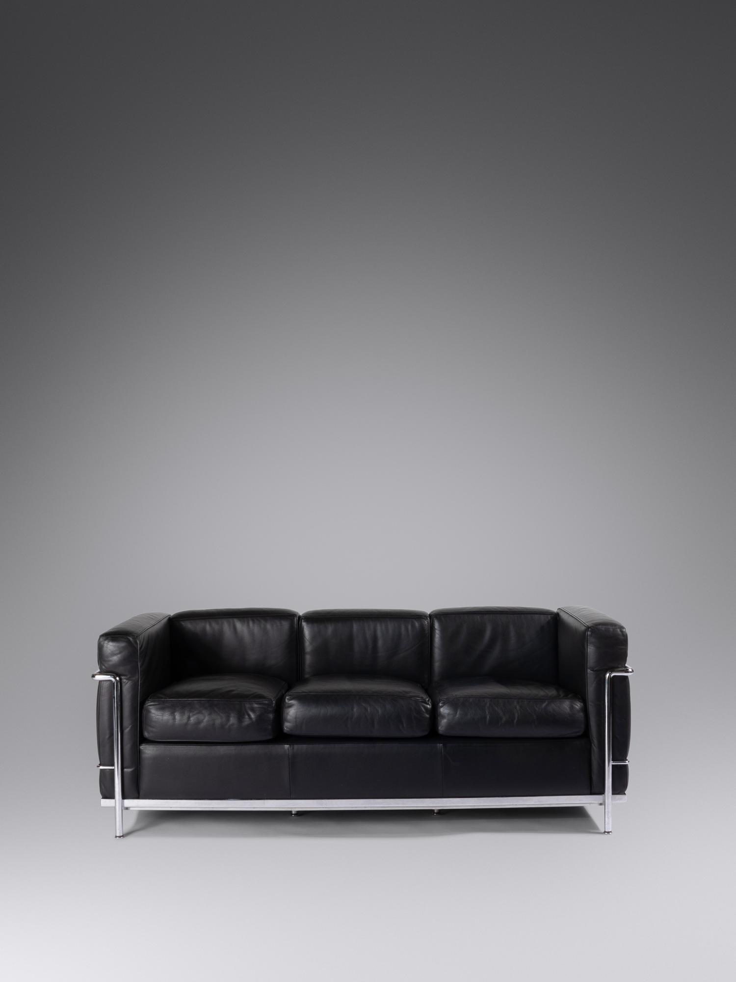 ' LC2' Sofa Cassina, Italy