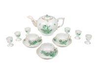A Herend Chinese Bouquet Porcelain Dinner Service