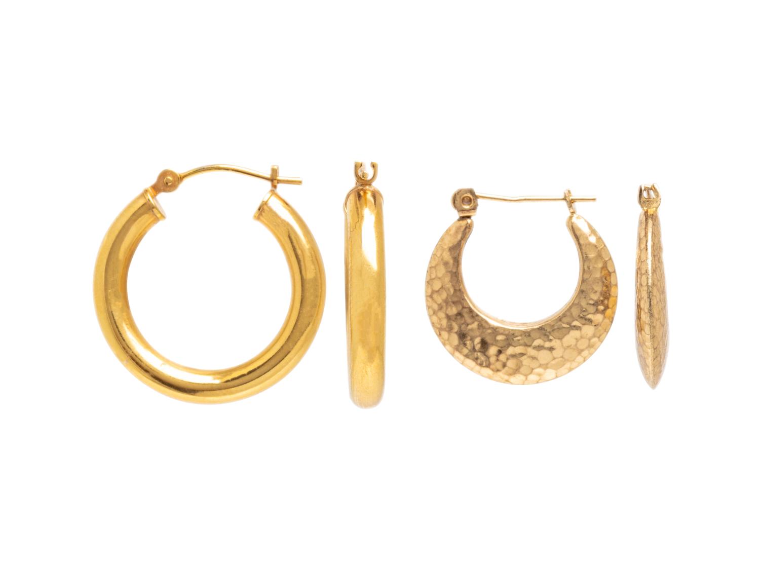 COLLECTION OF CORAL AND YELLOW GOLD JEWELRY