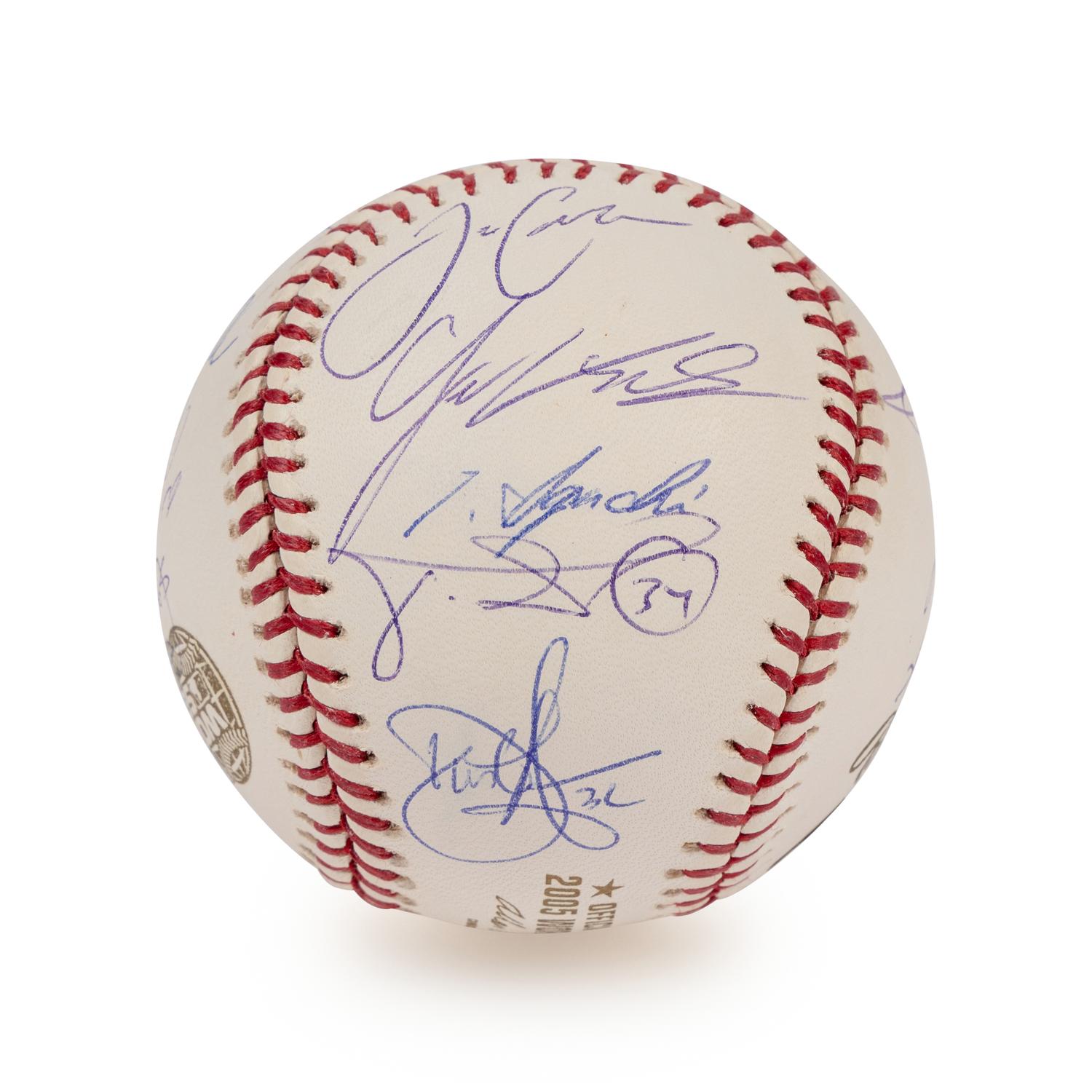 A 2005 Chicago White Sox World Series Champion Team Signed Autograph Baseball / 25 Signatures (PSA Letter)
