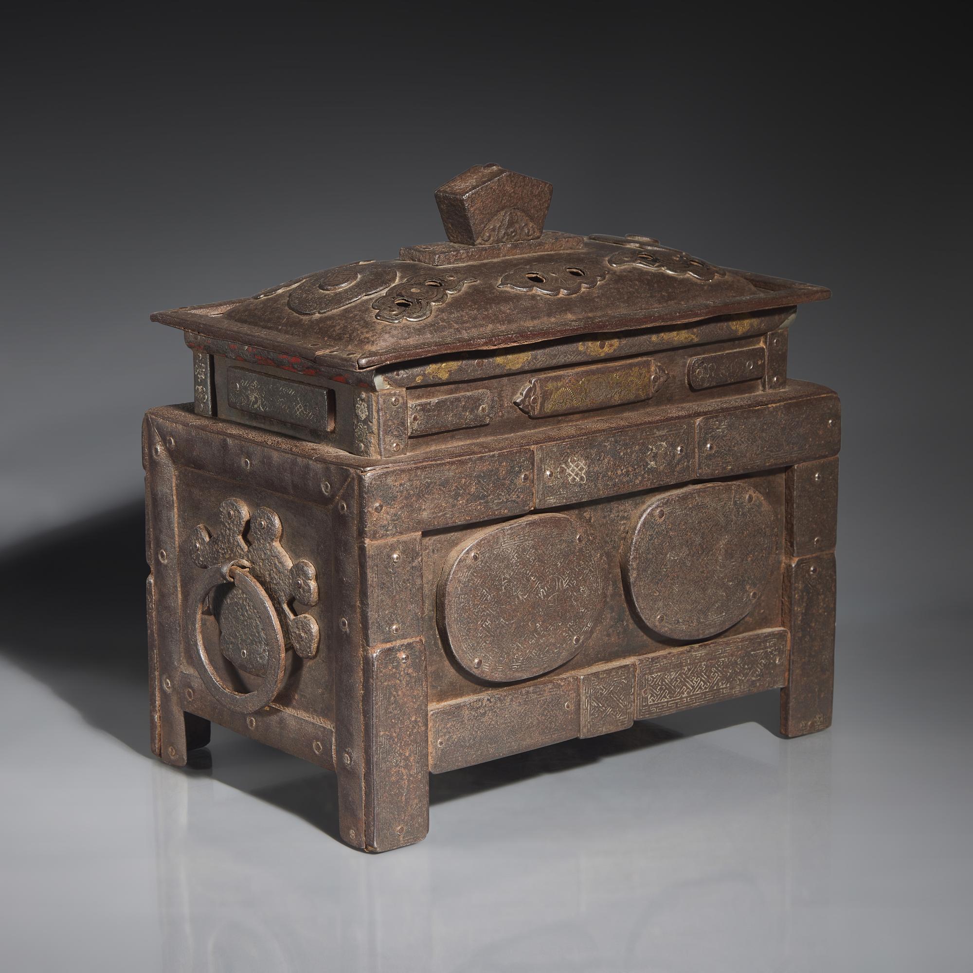 An Eastern Tibetan Inlaid Iron Censer, Late Ming to Early Qing Dynasty — 明末清初 藏式鉄錯銀方爐