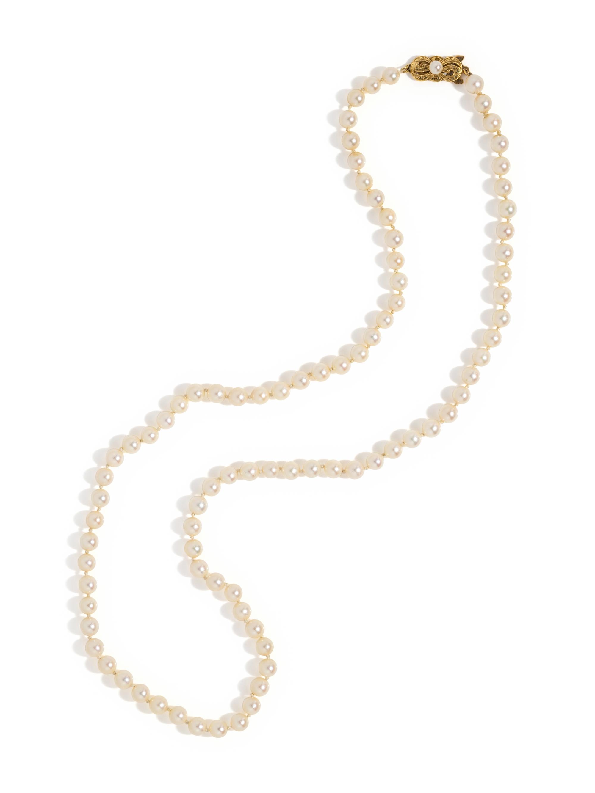 MIKIMOTO, CULTURED PEARL NECKLACE