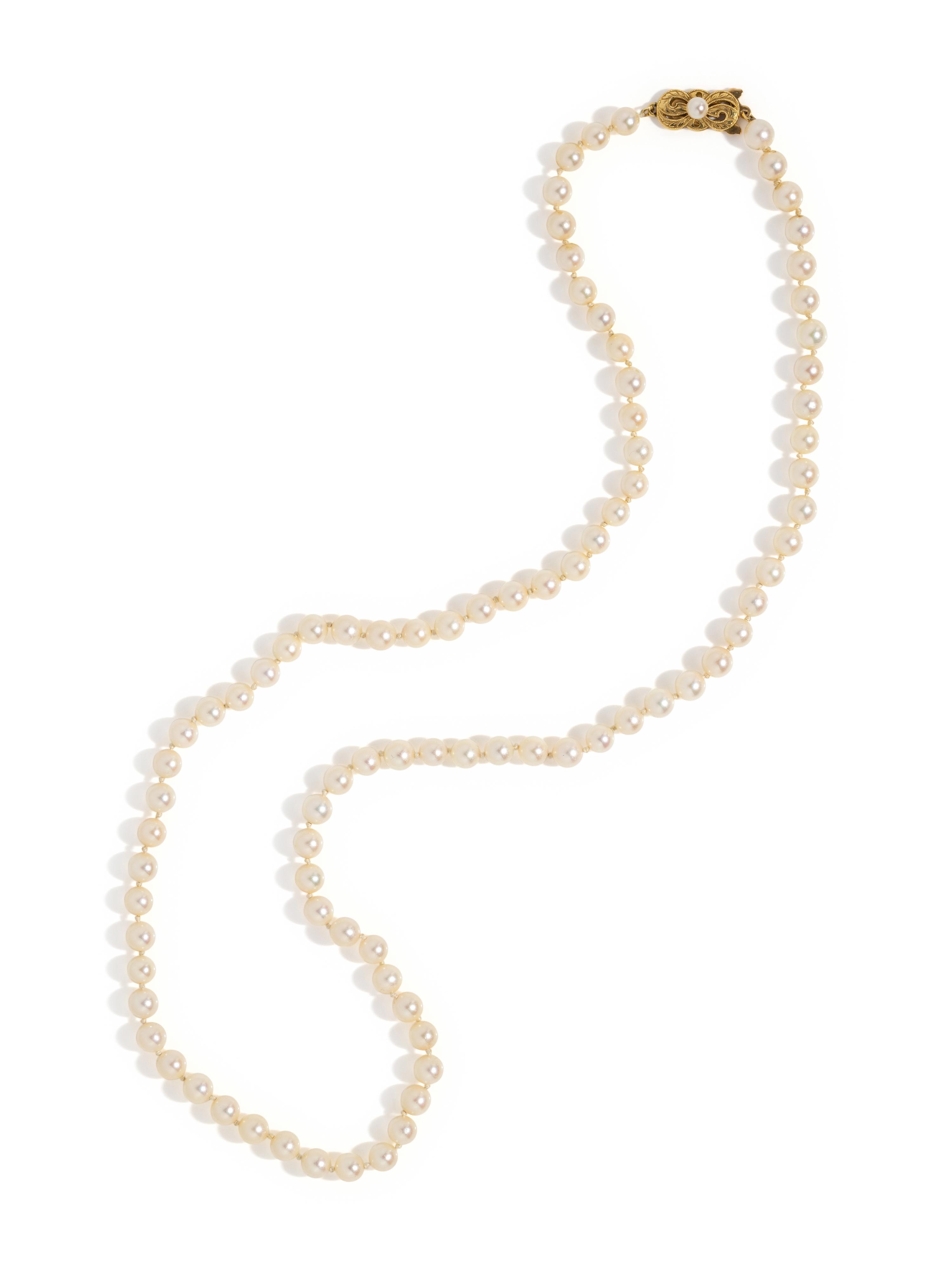 MIKIMOTO, CULTURED PEARL NECKLACE
