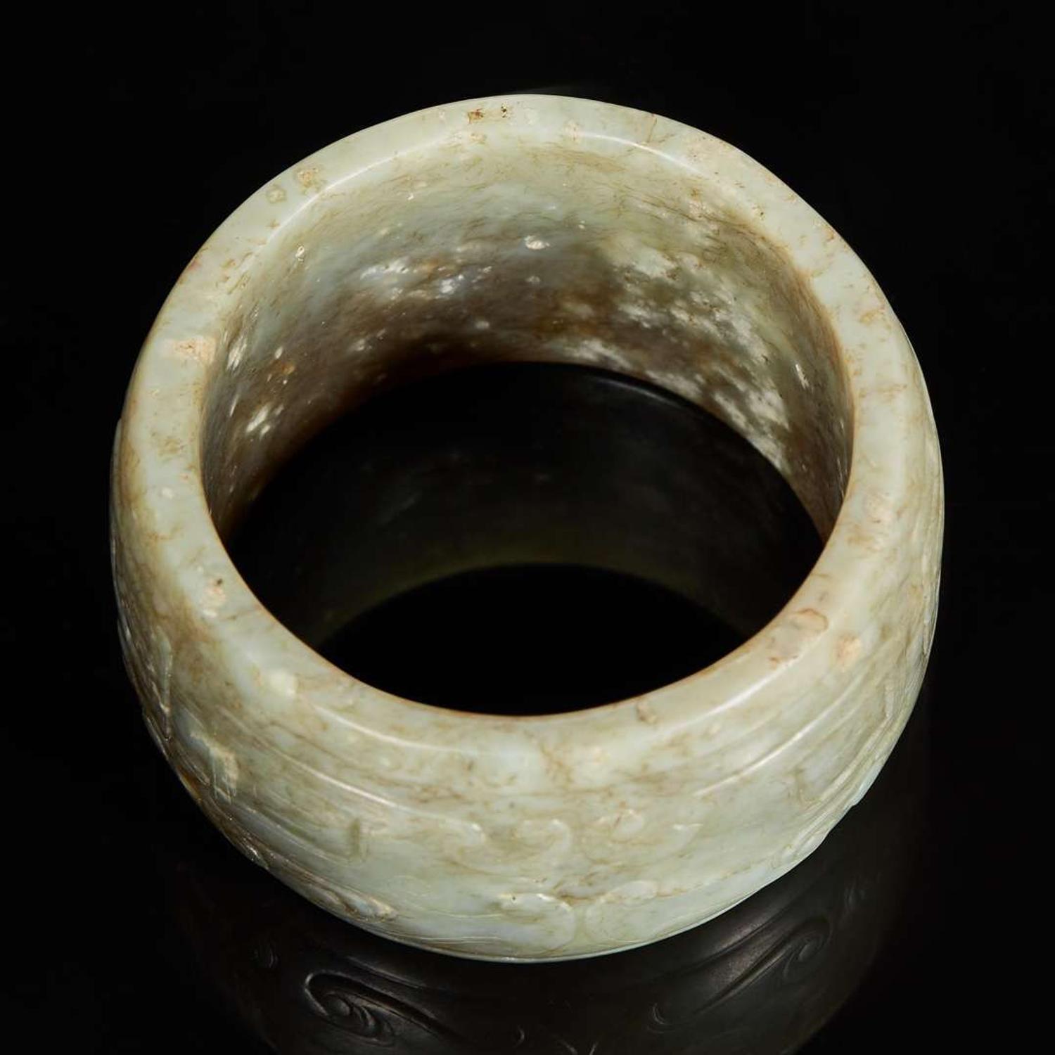 A Chinese carved mottled grey jade archaistic ceremonial object 高古風格玉環 Qing dynasty ?