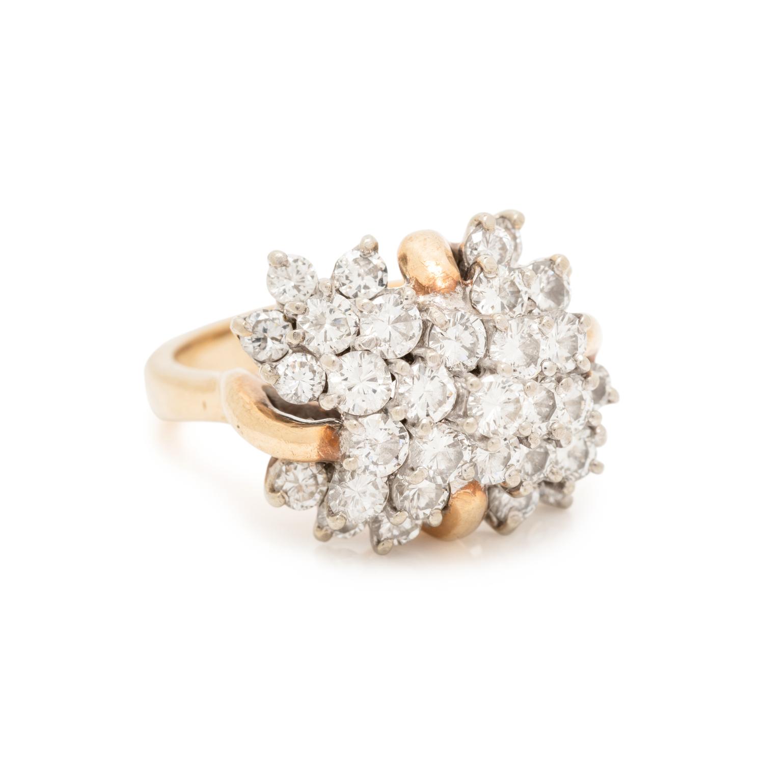 YELLOW GOLD AND DIAMOND RING