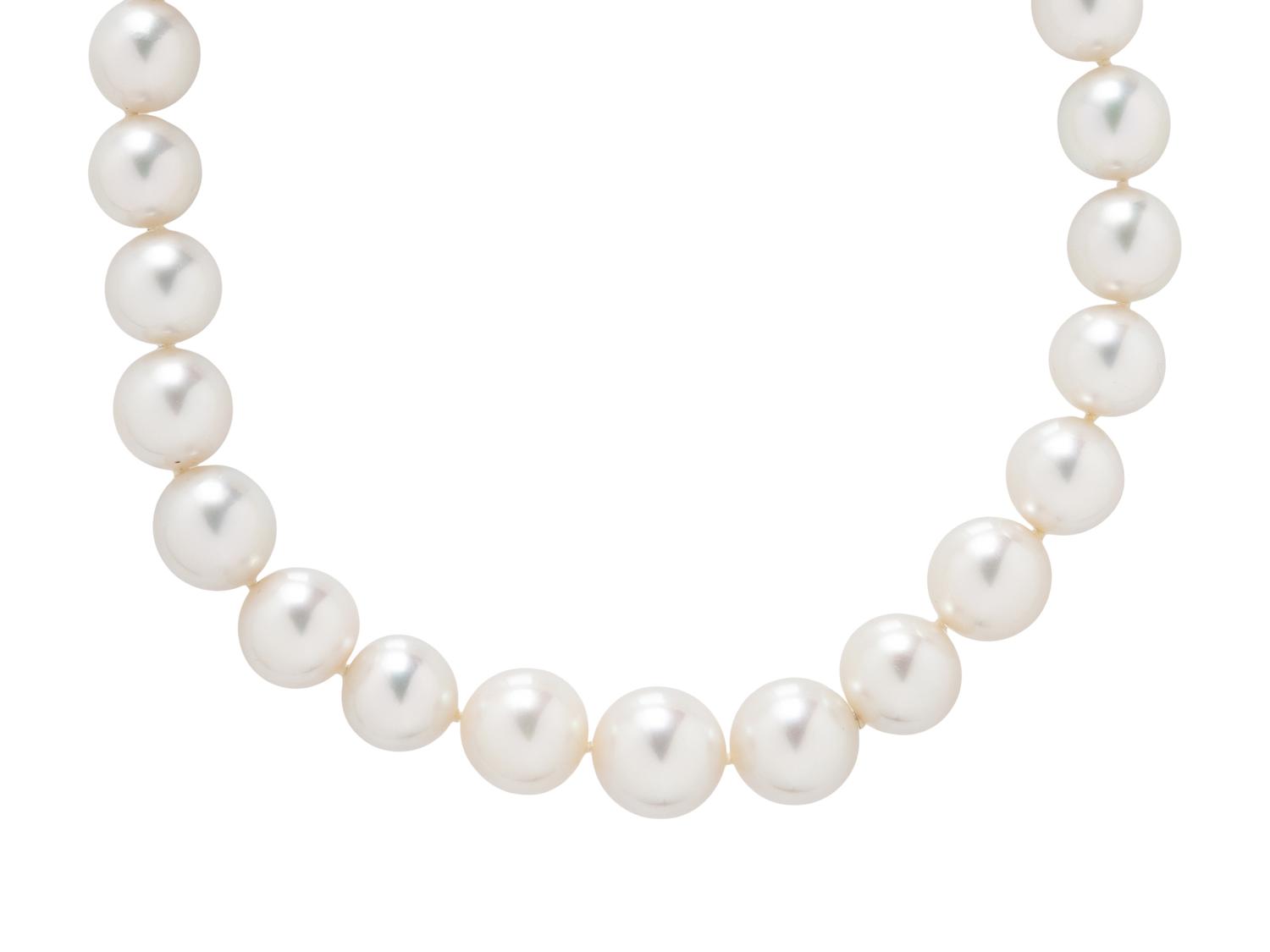 CULTURED PEARL AND DIAMOND NECKLACE