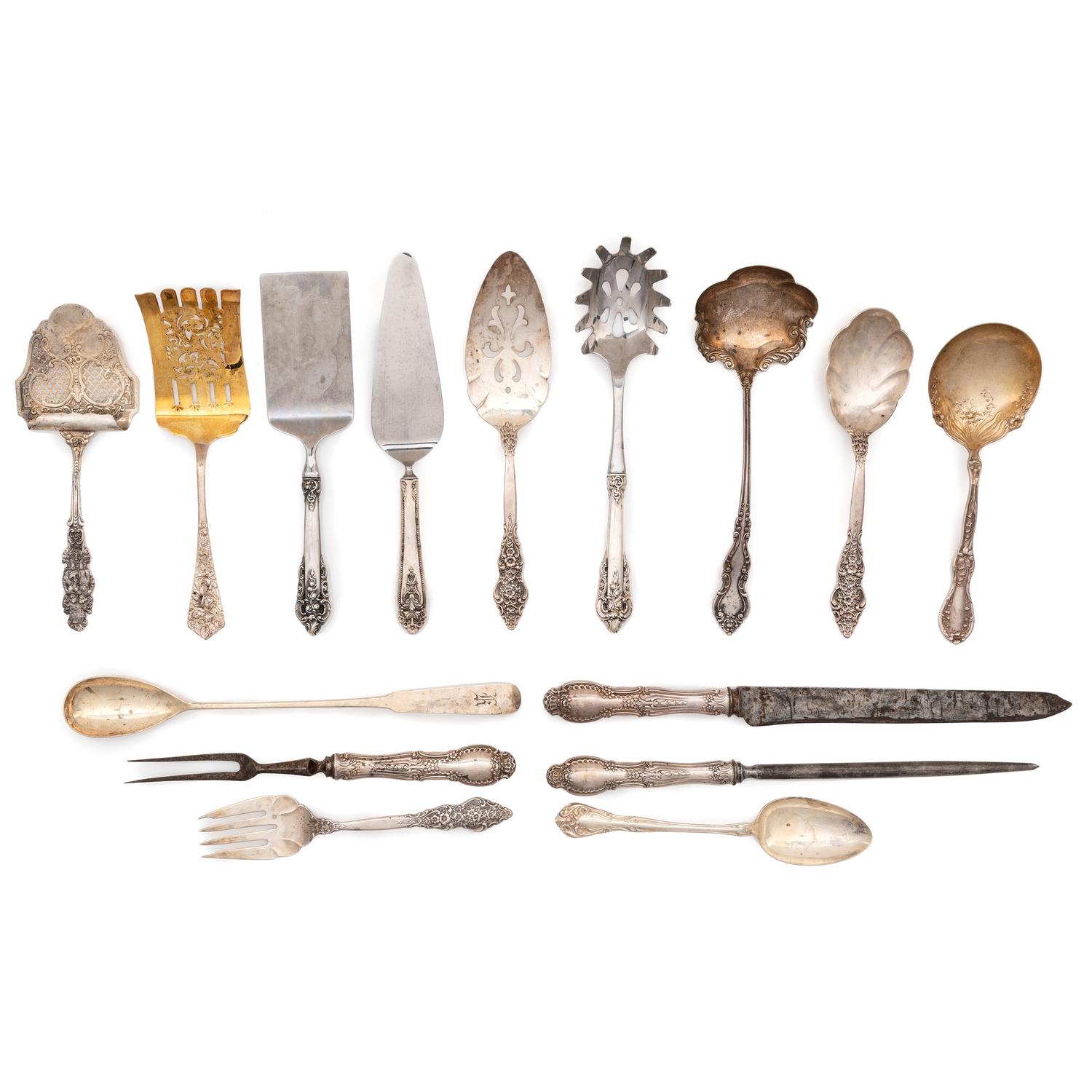 A Rogers Brothers Silverplate Flatware Service, Plus