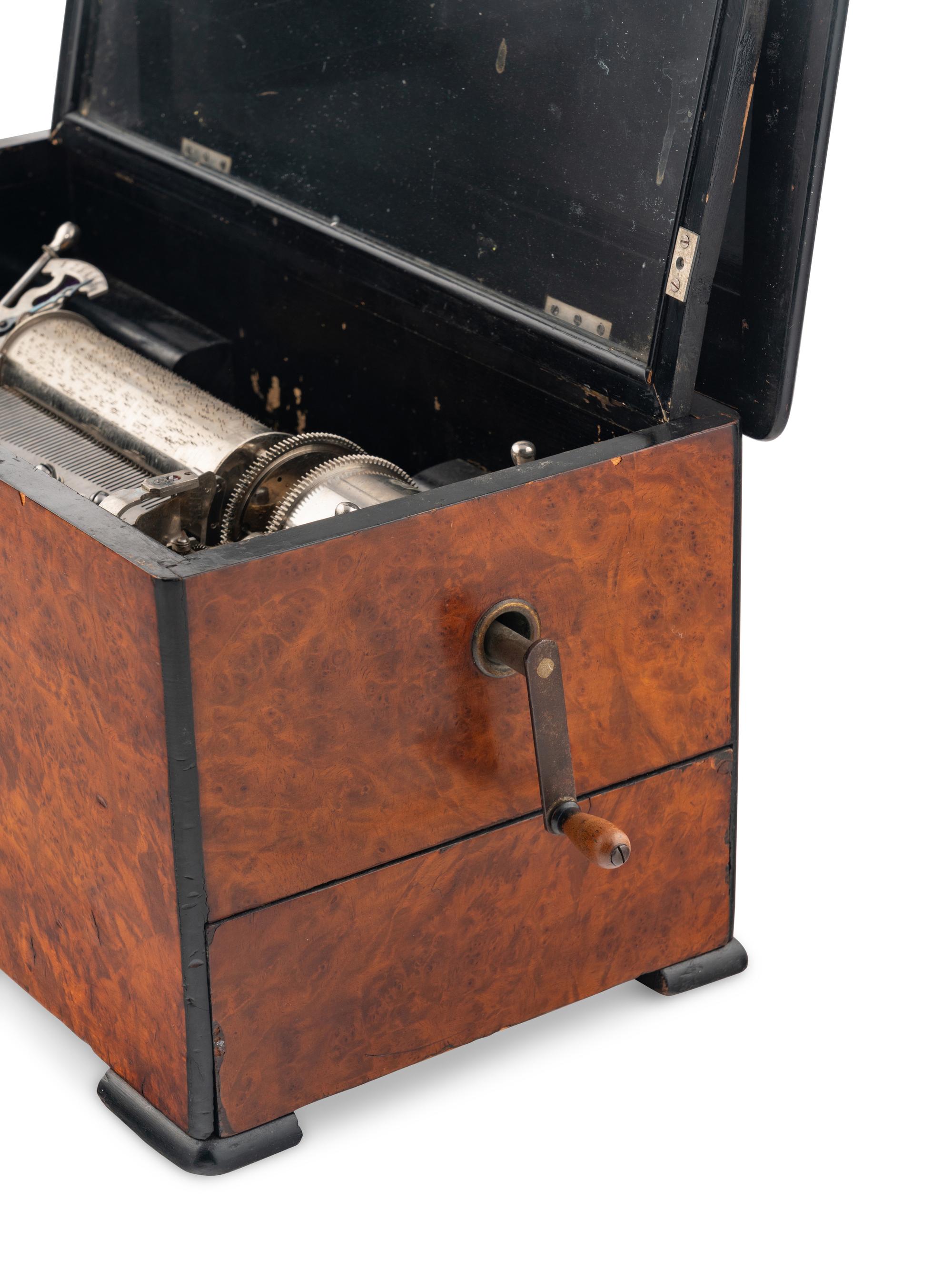 An Interchangeable Cylinder Music Box