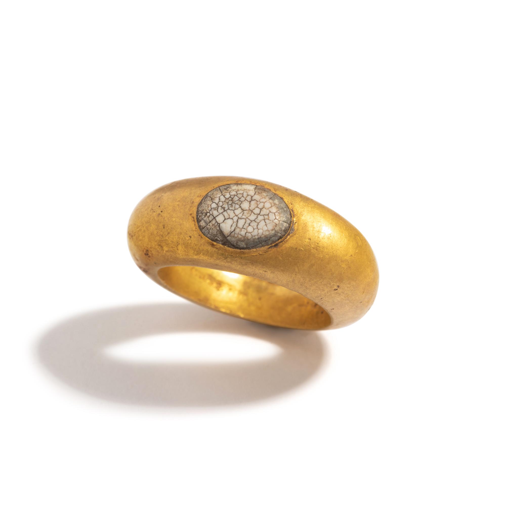 A Roman and White Glass Finger Ring