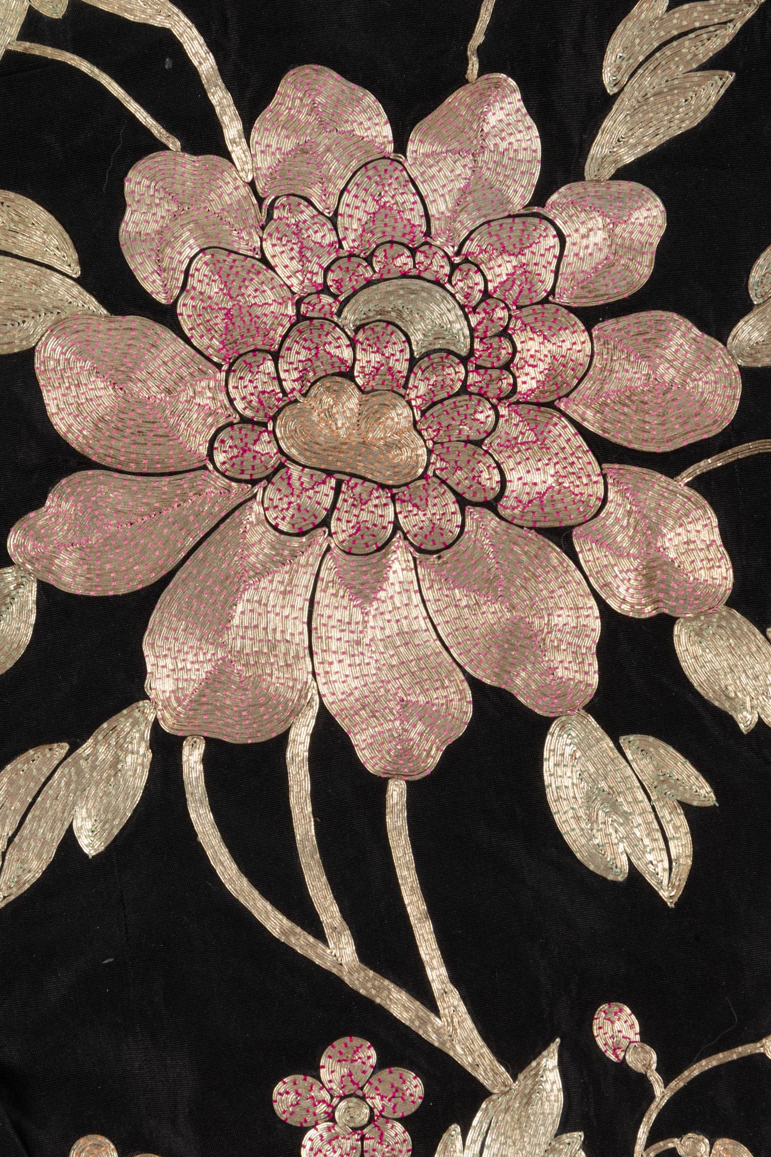 An Embroidered Silk Wedding Set