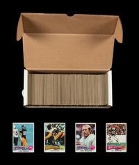 A Near Set of 1975 Topps Football Cards (522/528)