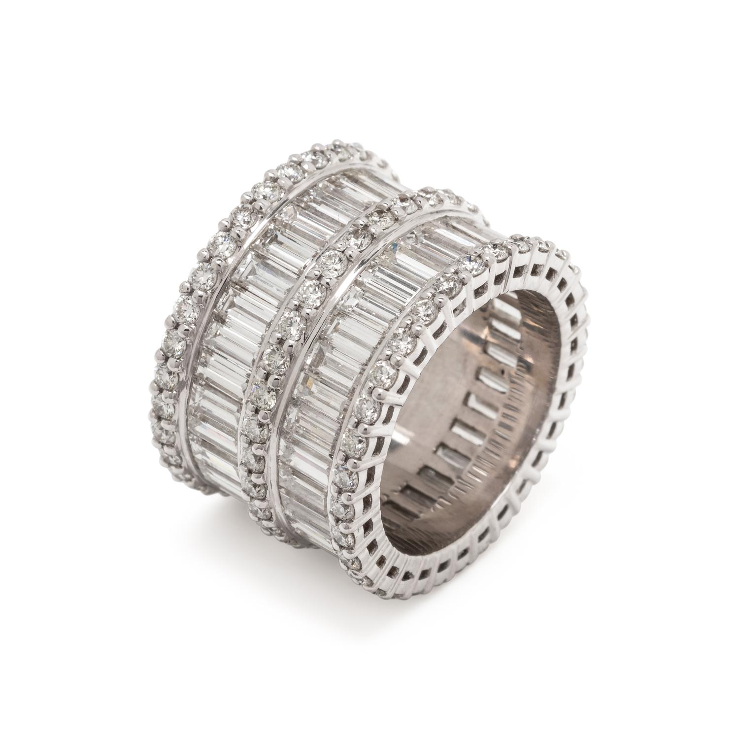 DIAMOND ETERNITY BAND