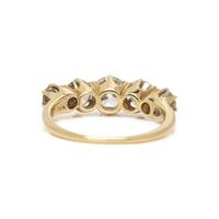 YELLOW GOLD AND DIAMOND RING