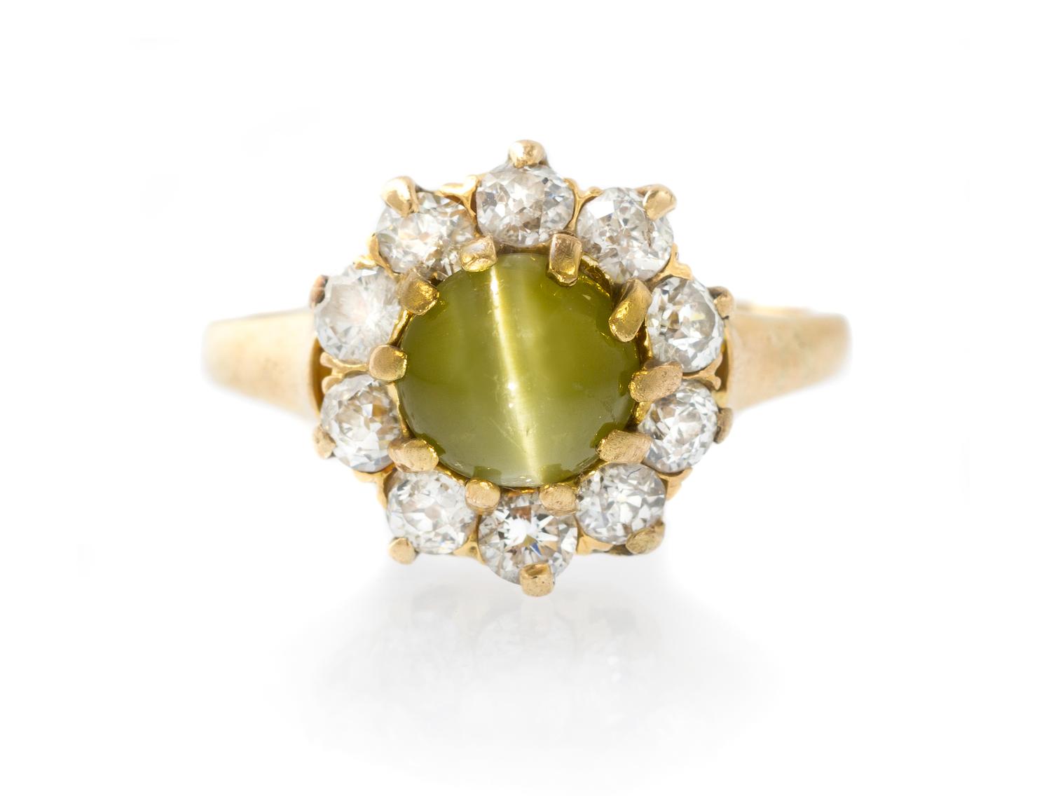 A Yellow Gold, Cat's Eye Chrysoberyl and Diamond Ring, 2.20 dwts.