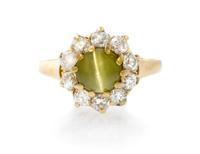 A Yellow Gold, Cat's Eye Chrysoberyl and Diamond Ring, 2.20 dwts.