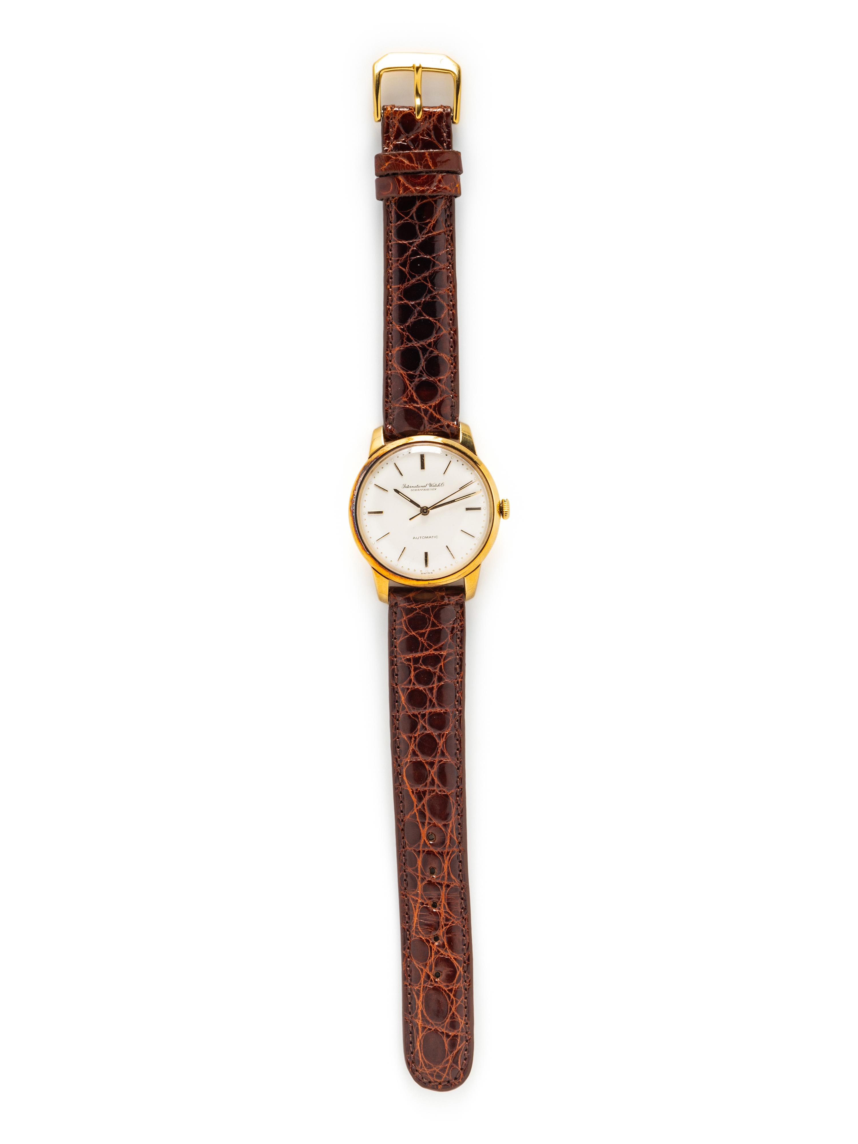 IWC, 18K YELLOW GOLD WATCH WITH IWC BUCKLE